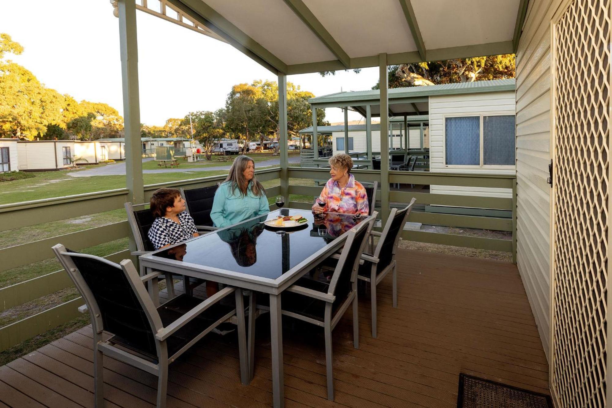 Beachside Holiday Park Normanville Buitenkant foto